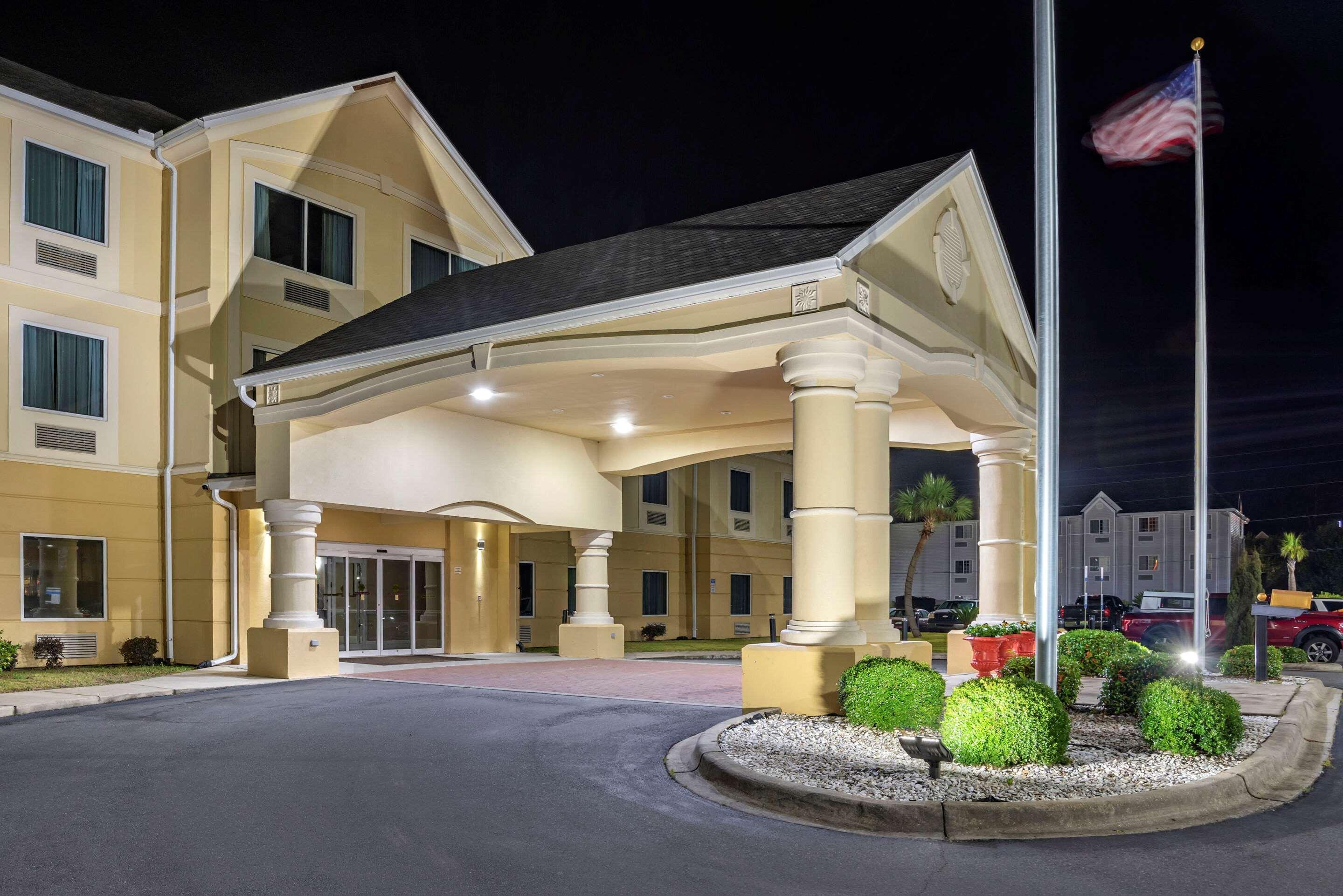 Comfort Inn & Suites Marianna I-10 Dış mekan fotoğraf